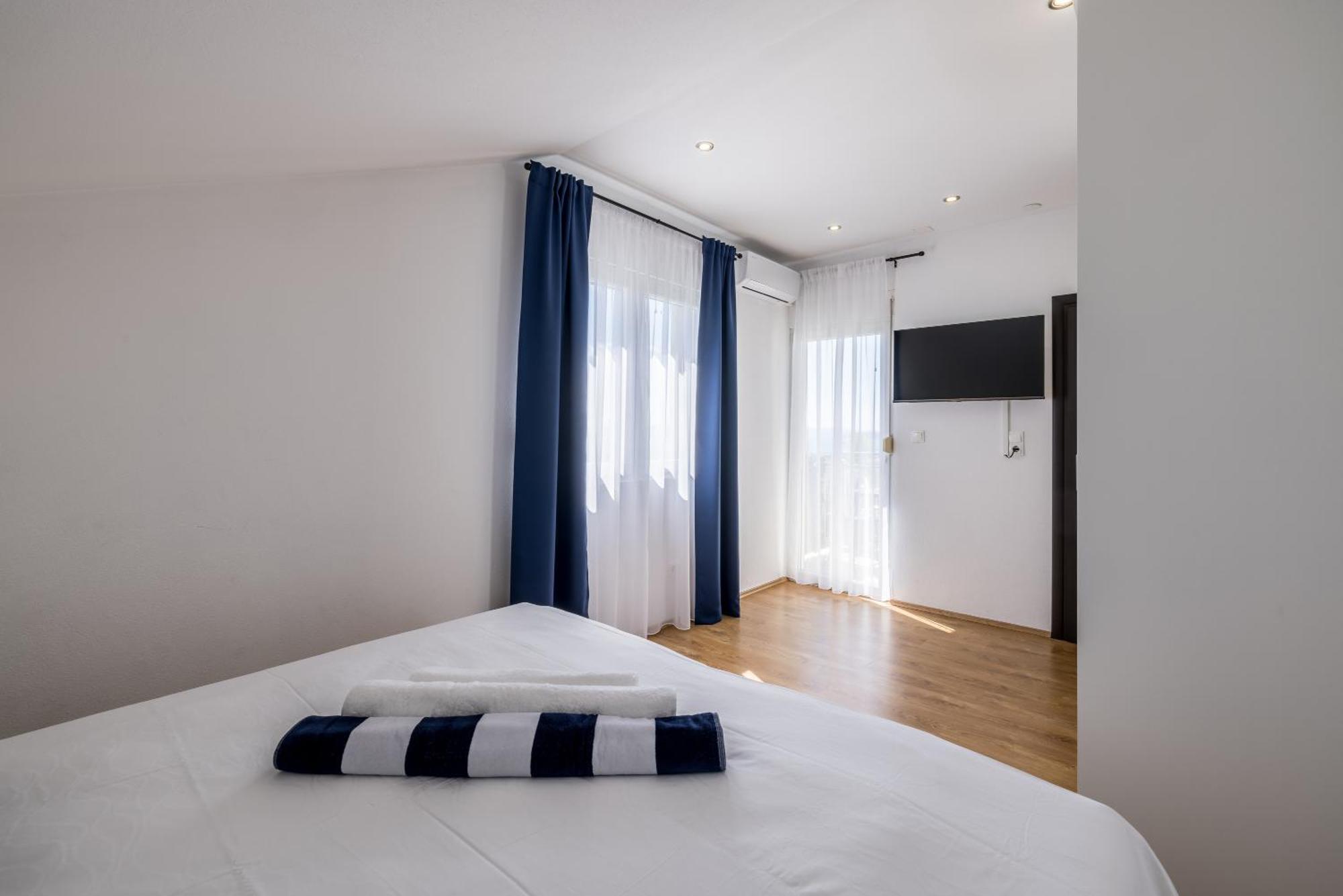 Sun Castle Holiday House Babic Kaštel Stari Exterior foto
