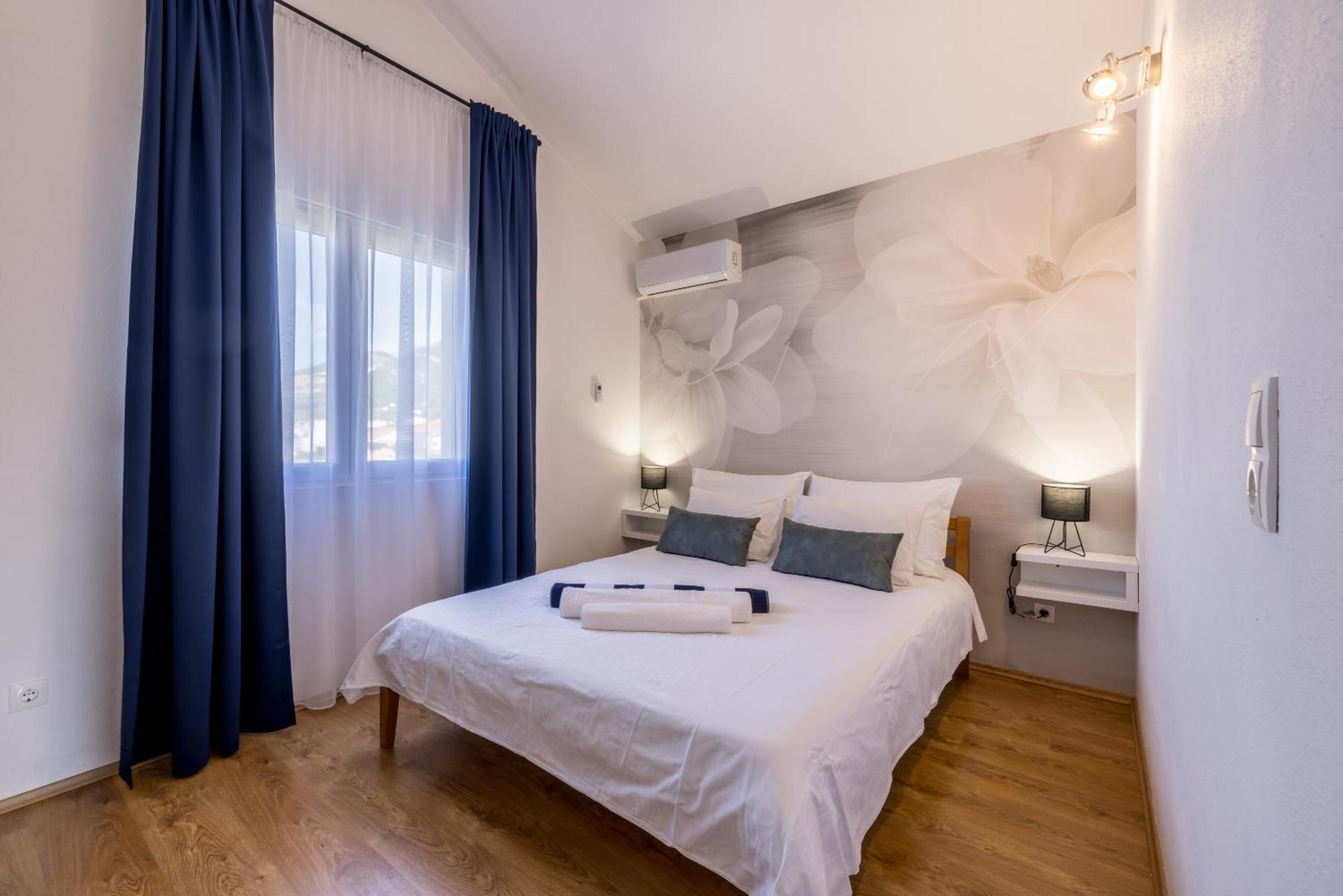 Sun Castle Holiday House Babic Kaštel Stari Exterior foto