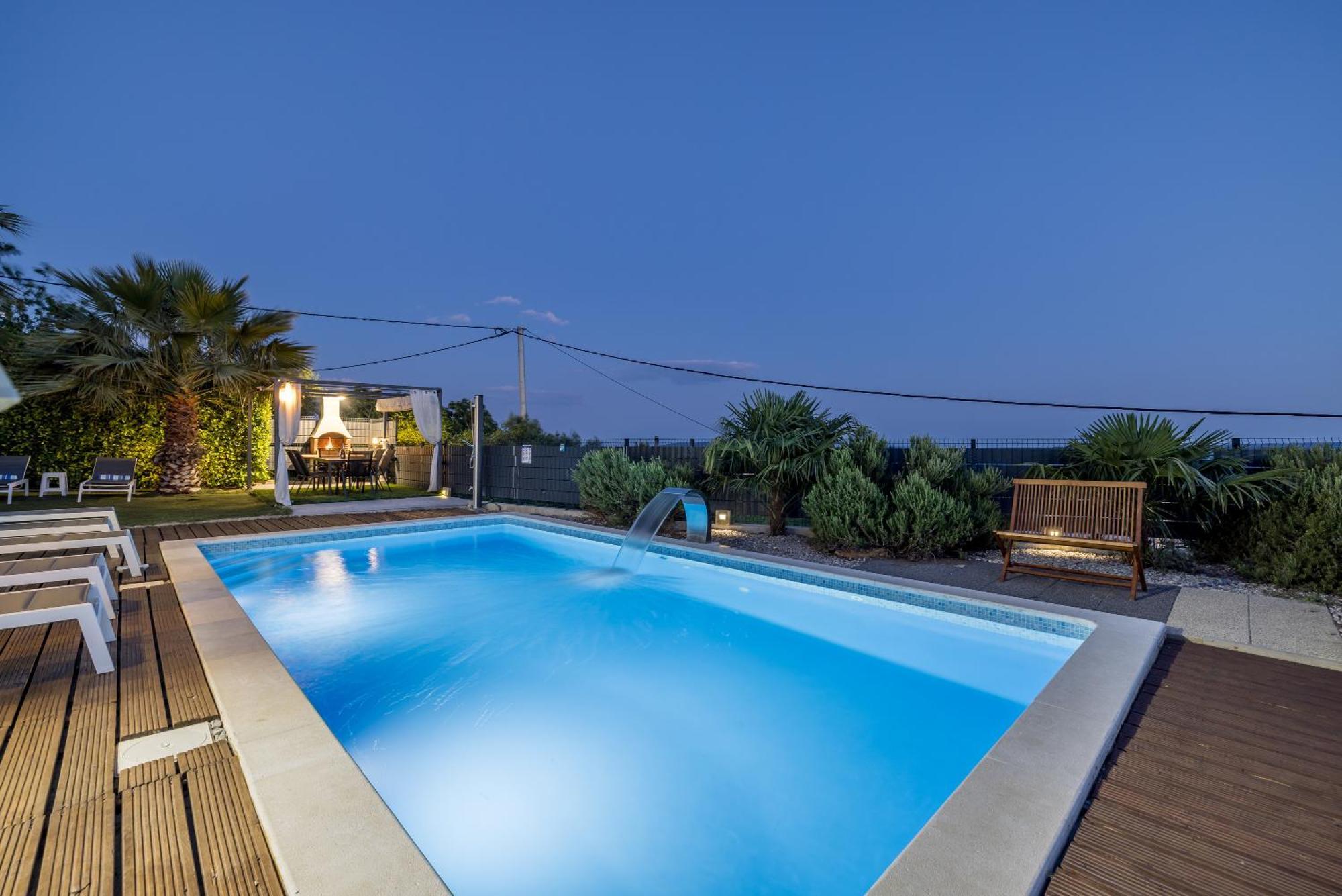 Sun Castle Holiday House Babic Kaštel Stari Exterior foto