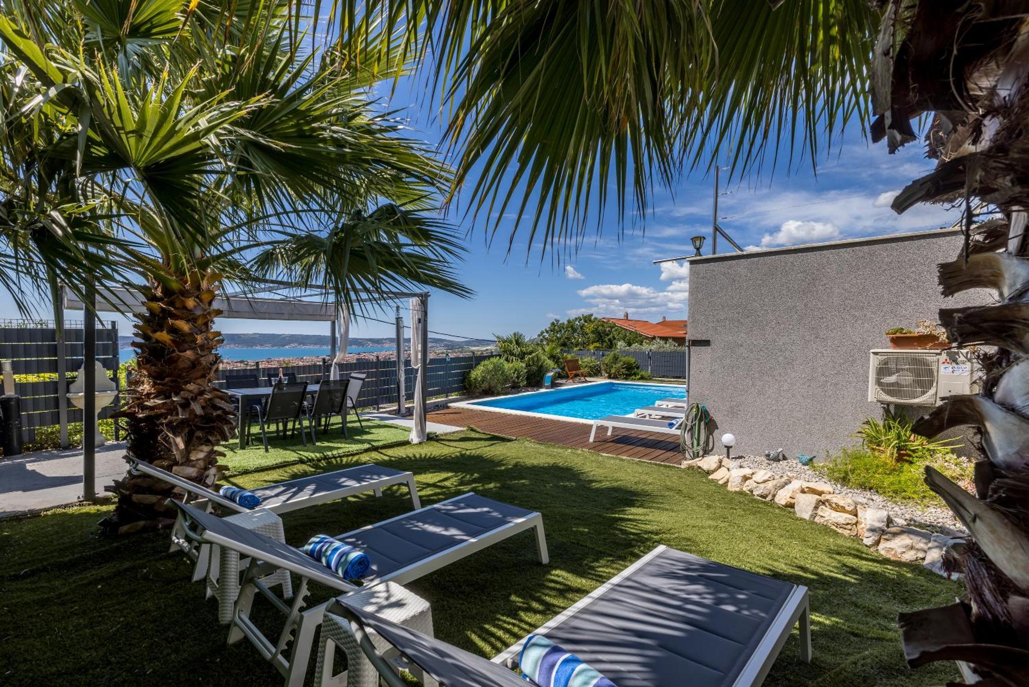 Sun Castle Holiday House Babic Kaštel Stari Exterior foto